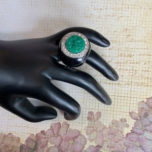 KJL KENNETH JAY LANE Couture Carved Jade Resin Enamel Cocktail Ring
